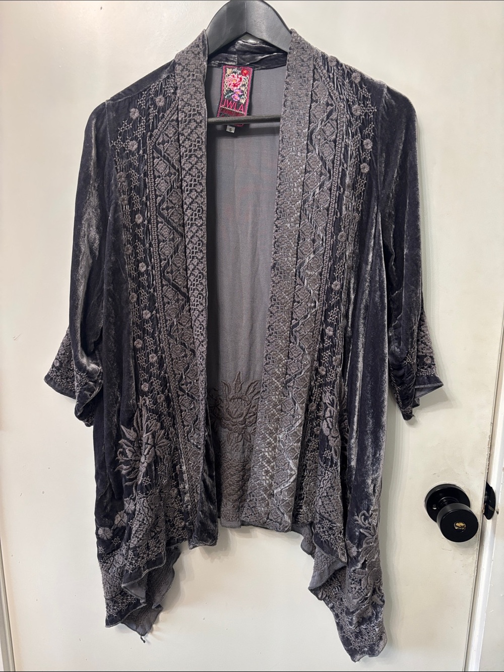 Johnny Was Daniella crushed velvet embroidered draped open front cardigan Small - Picture 2 of 8